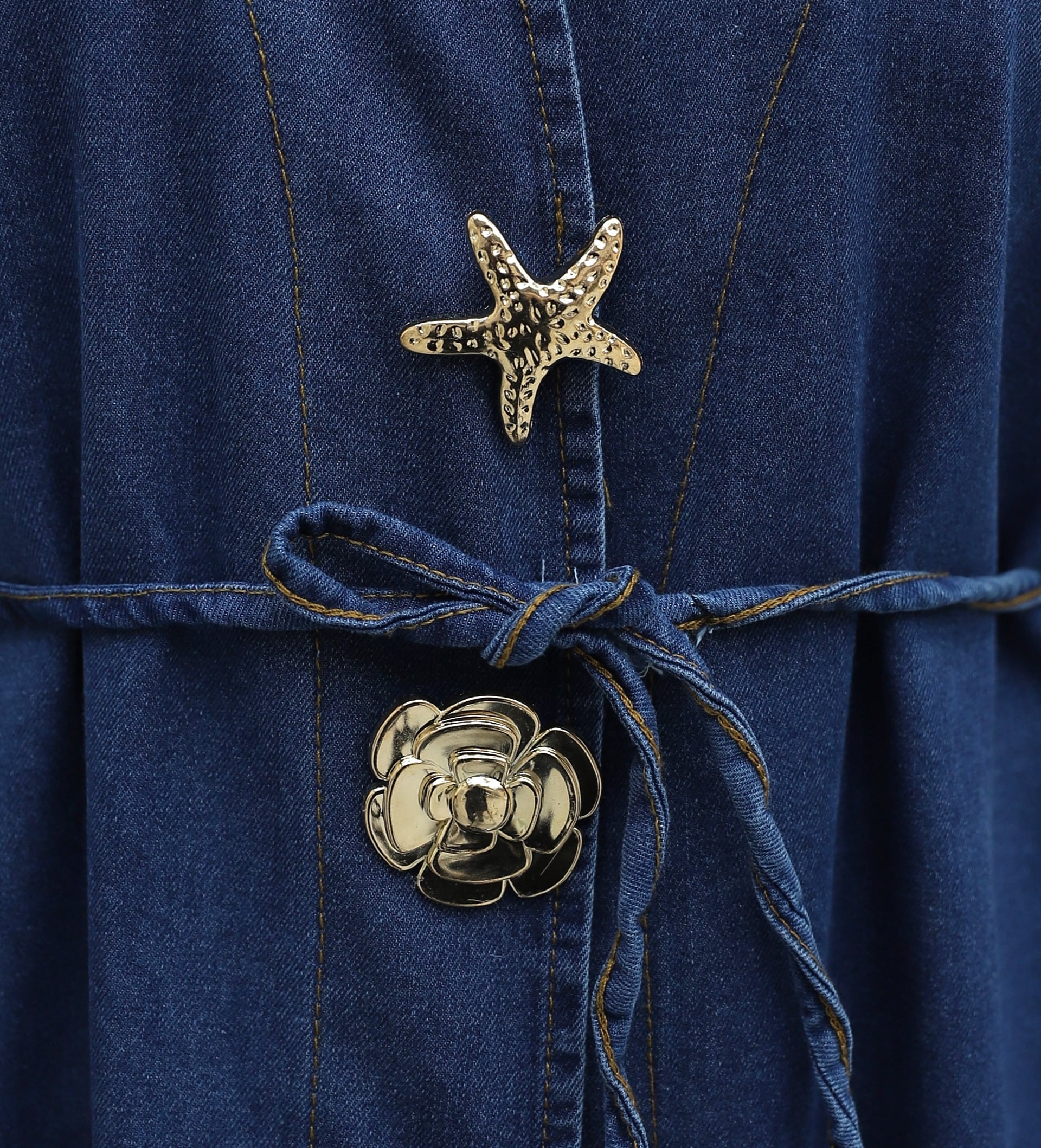Long Denim Kimono with Tie Waist and Brooch - Indigo - Podyumplus - by Peralane - photo 4