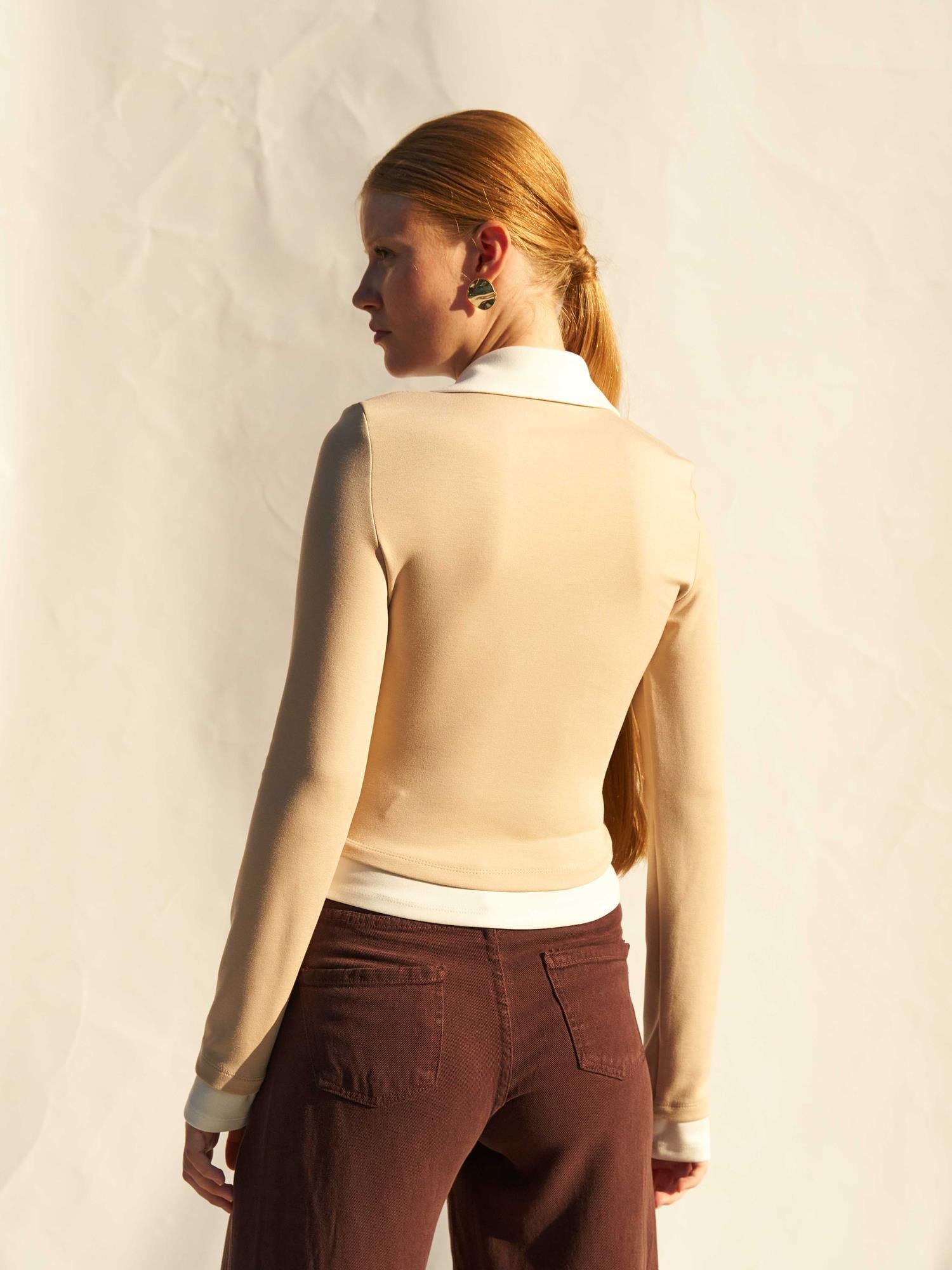 Women's Beige Long-Sleeved Contrast Collar Knit Blouse - Lefon - by Peralane - photo 3