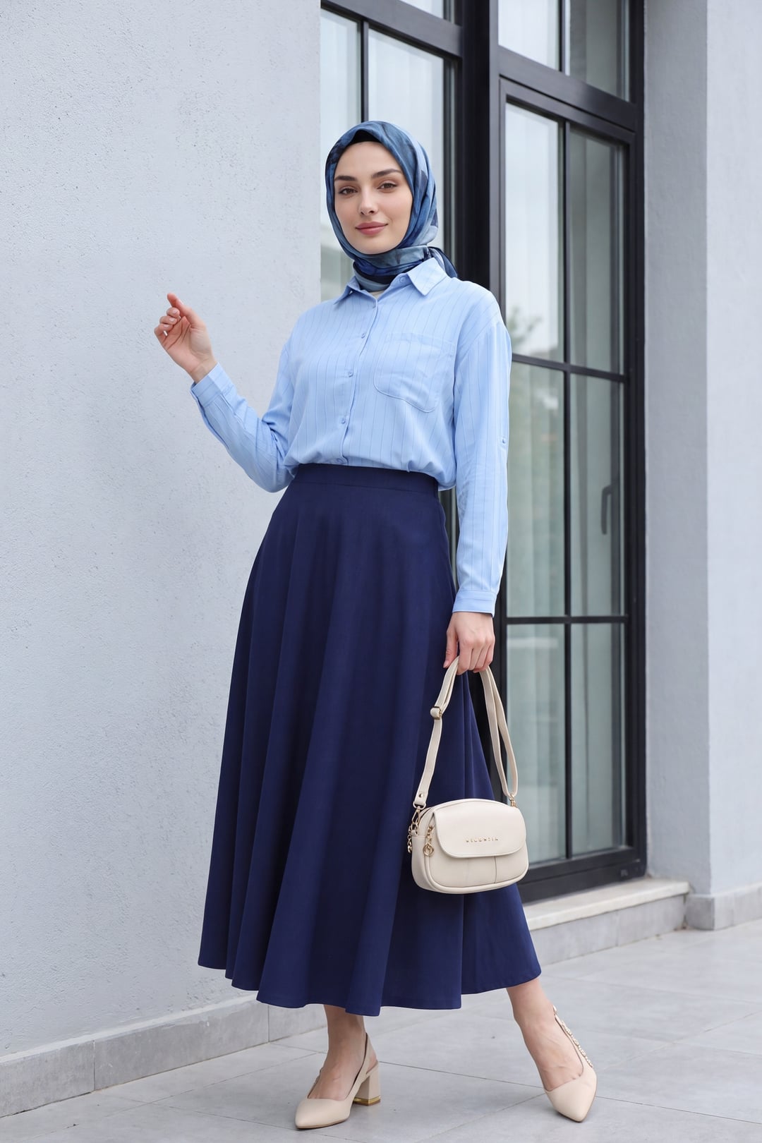 Elasticated Waist Flared Crepe Skirt - Navy - Podyumplus - by Peralane - photo 4