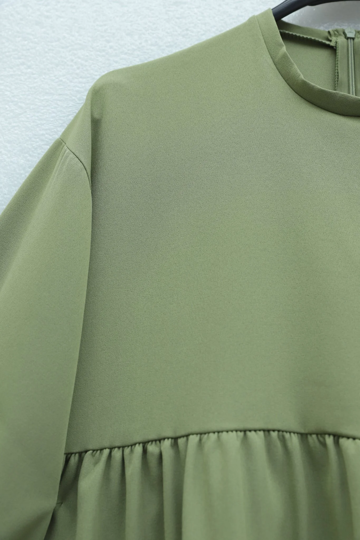 Women's Long Double-Fabric Dress with Laced Sleeves - Olive Green - Podyumplus - by Peralane - photo 3