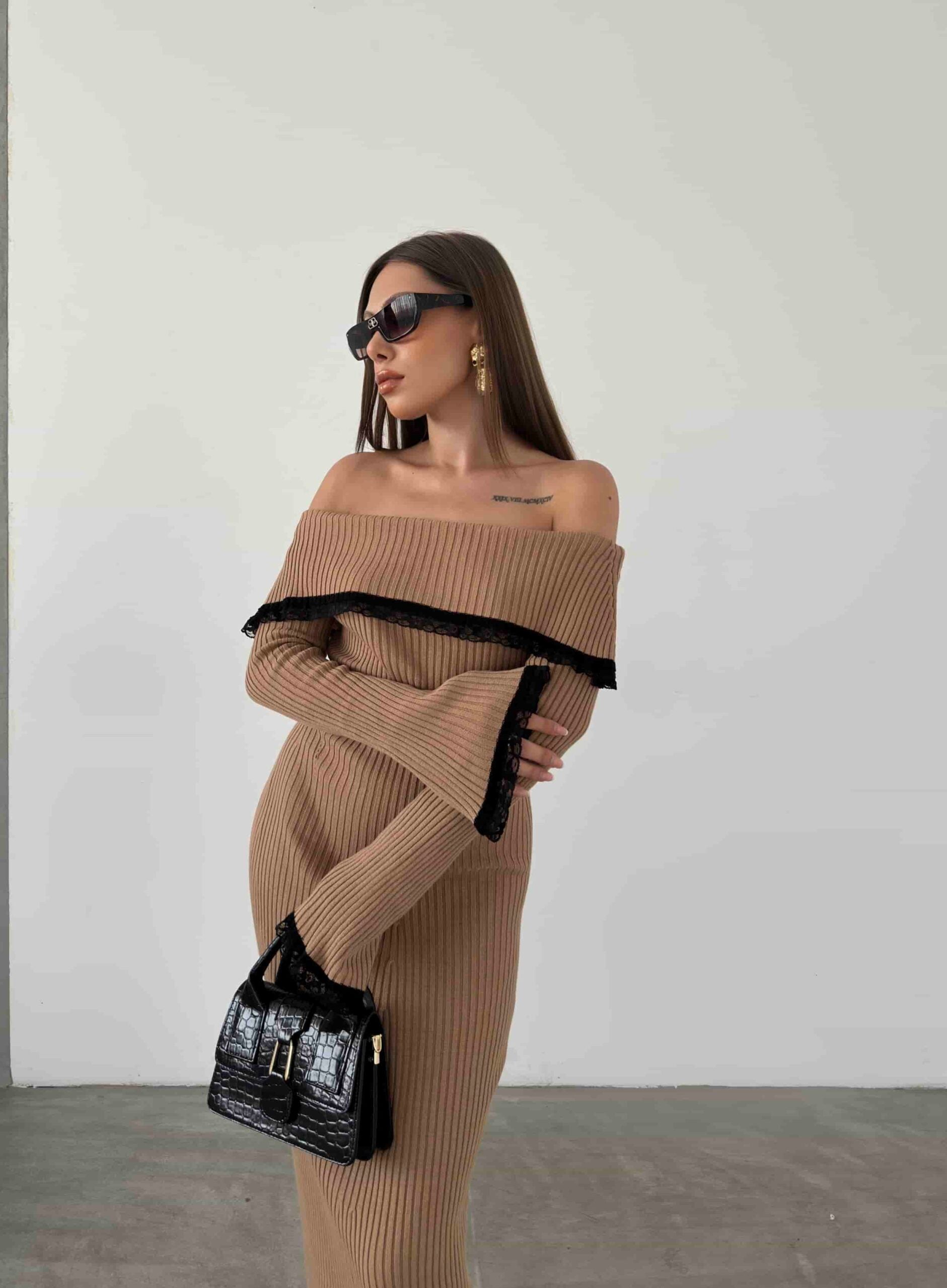 Lace Detail Ribbed Knit Maxi Dress - My Bee - by Peralane - photo 2