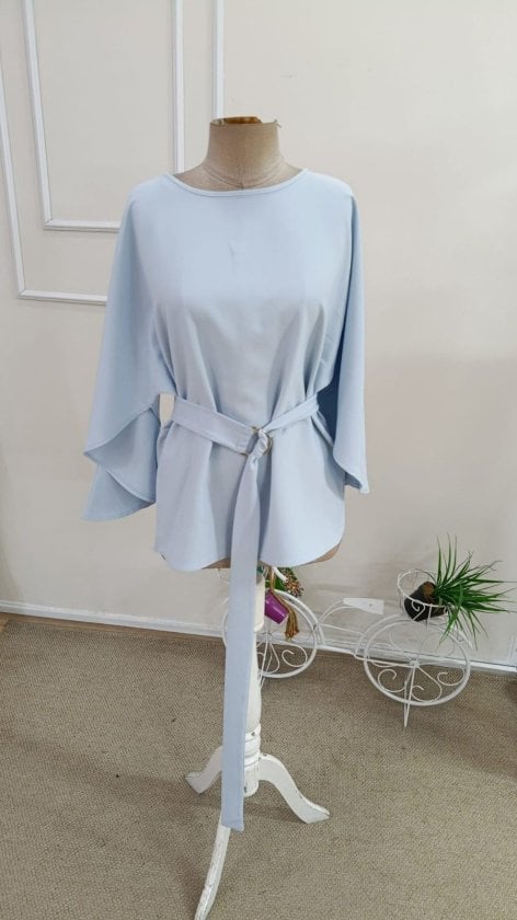 Women's Long Sleeve Round Neck Batwing Sleeve Belted Satin Blouse - Janes - by Peralane - photo 4