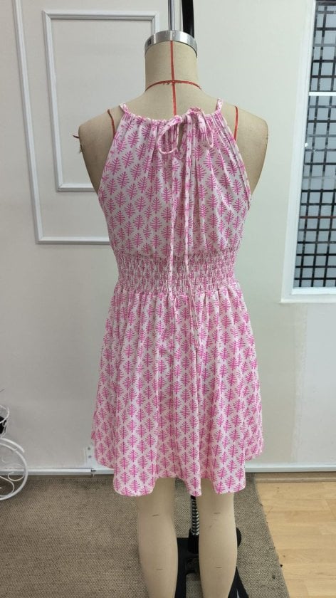 Women's Sleeveless Halter-Neck Floral Print Dress with Smocked Waist - Janes - by Peralane - photo 9