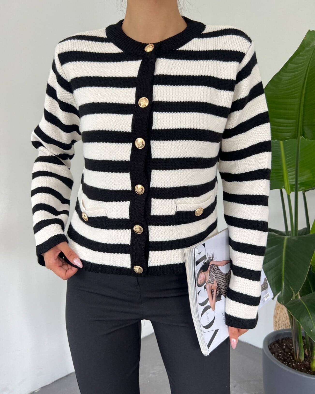 Round Neck Striped Pocket Detail Cardigan - Black - Podyumplus - by Peralane - photo 4