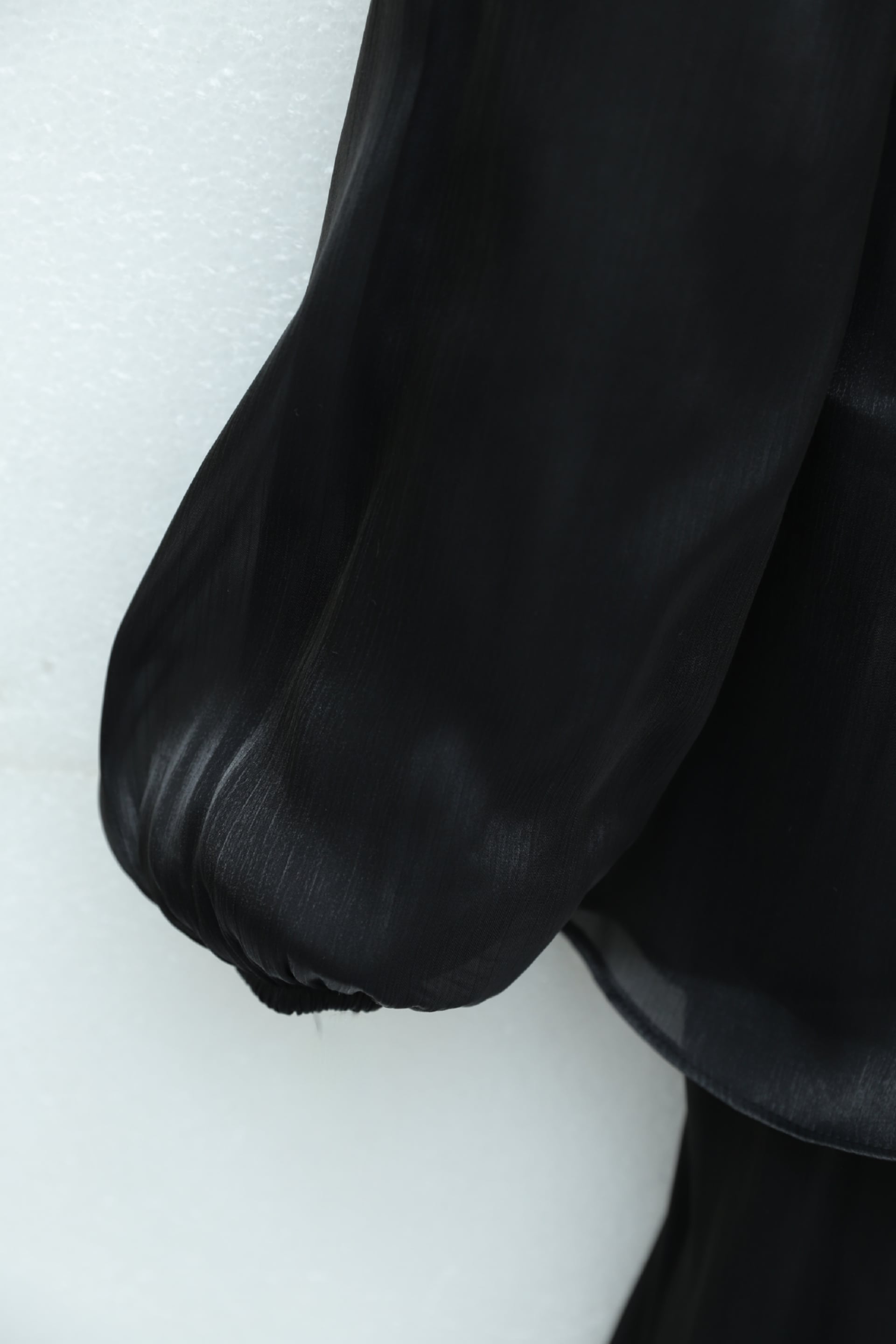 Black Long-Sleeved Tiered Maxi Dress with Elasticated Cuffs and Self-Tie Belt - Podyumplus - by Peralane - photo 7