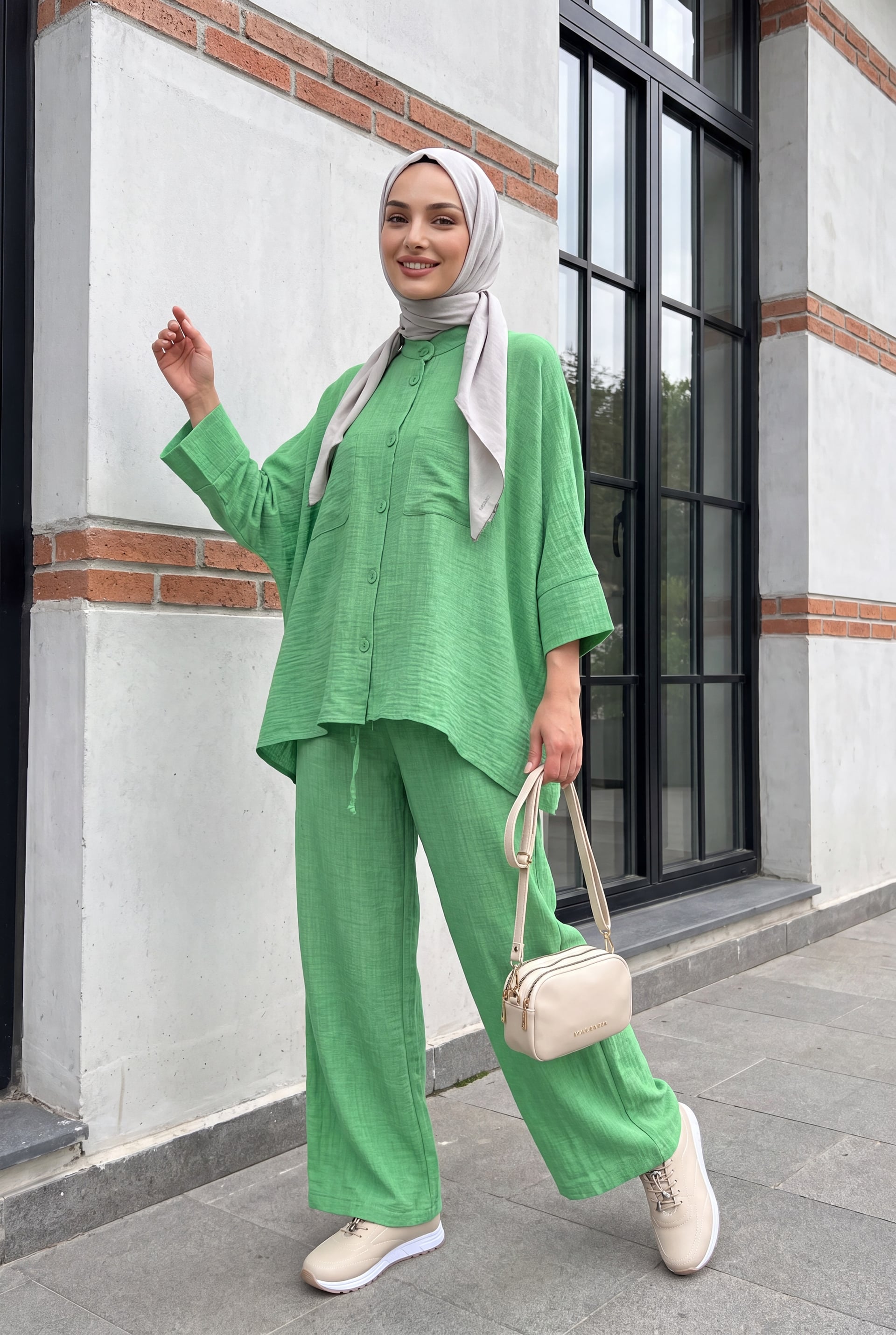 Women's Oversized Tunic and Wide-Leg Trouser Co-ord Set in Light Green - Podyumplus - by Peralane