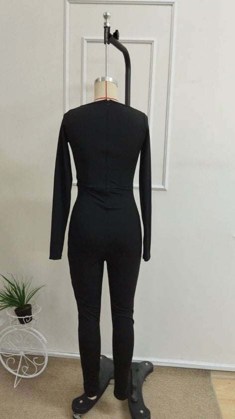 Women's Long-Sleeved Square Neck Thumbhole Knit Jumpsuit - Janes - by Peralane - photo 7