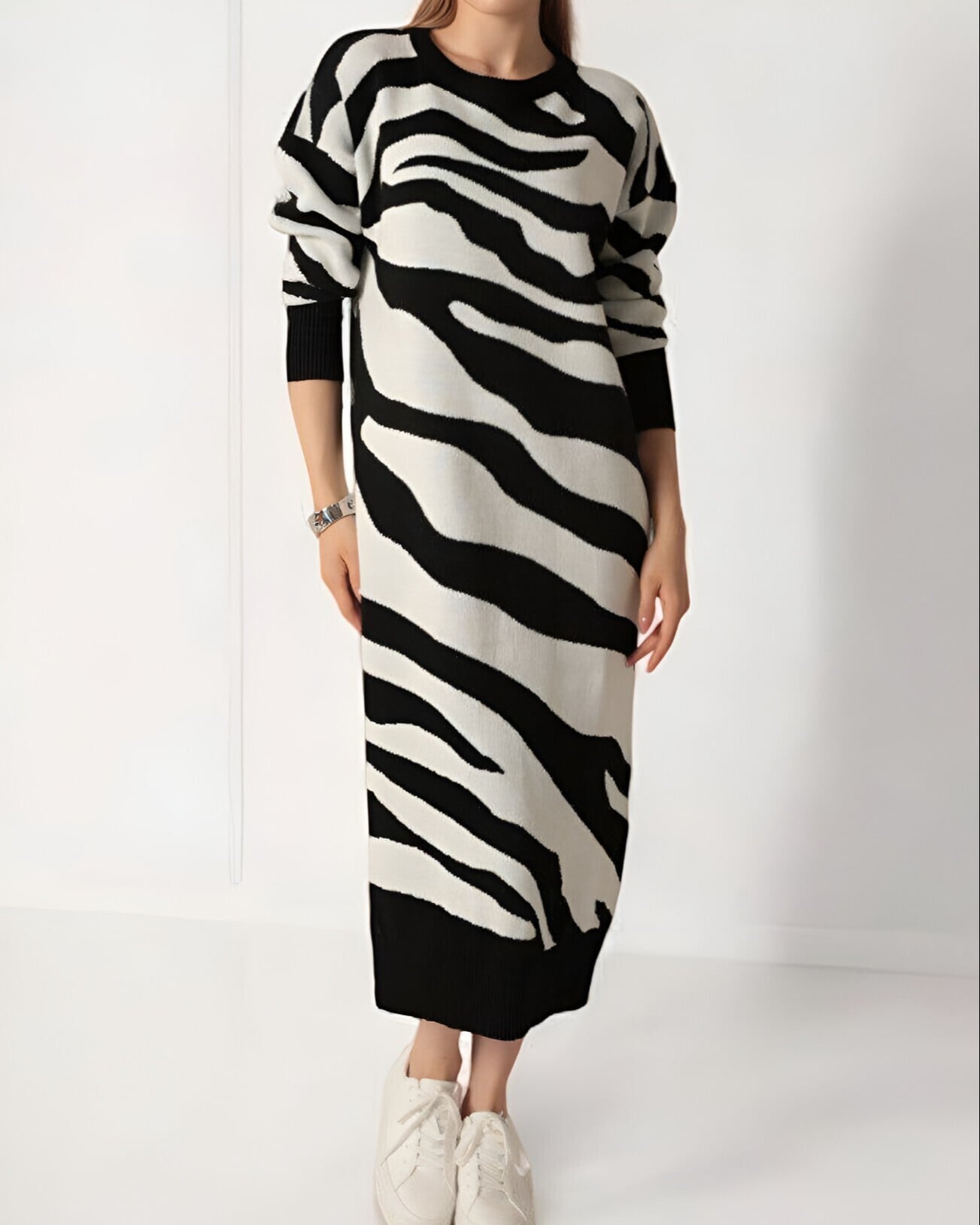 Slit Patterned Knit Dress - Black - Podyumplus - by Peralane - photo 4