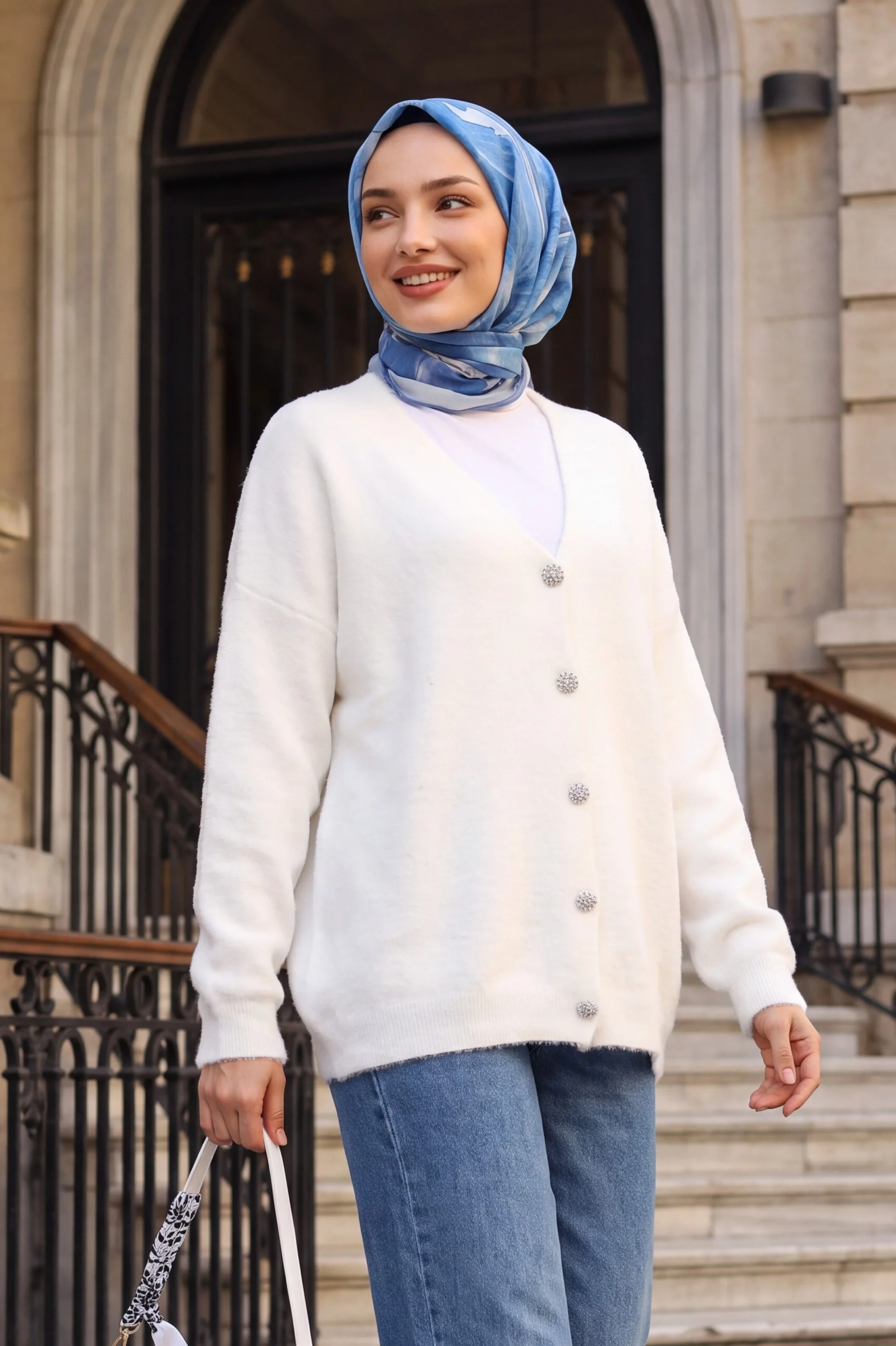 Women's White Button-Front Fringed Knit Cardigan - Podyumplus - by Peralane