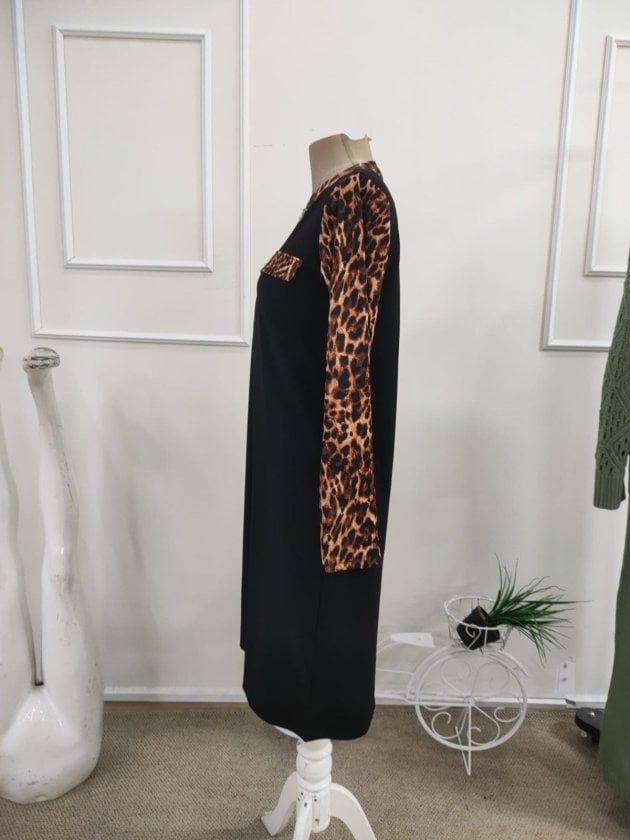 Women's Long Sleeve Leopard Print Midi Dress with Chest Pockets - Janes - by Peralane - photo 6