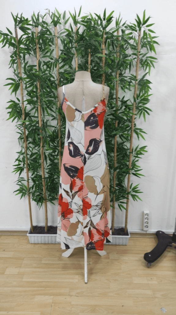 Women's Sleeveless V-Neck Floral Print Maxi Dress with Adjustable Straps - Janes - by Peralane - photo 9