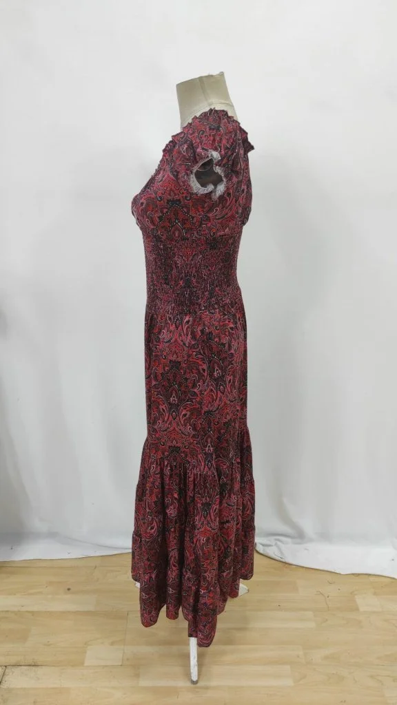 Women's Short Sleeve V-Neck Printed Maxi Dress in Red with Paisley Print - Janes - by Peralane - photo 5