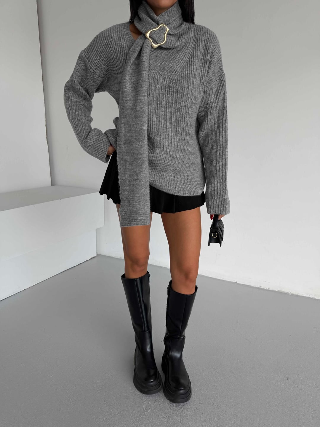 Grey Ribbed Knit Cowl Neck Sweater - My Bee - by Peralane - photo 2