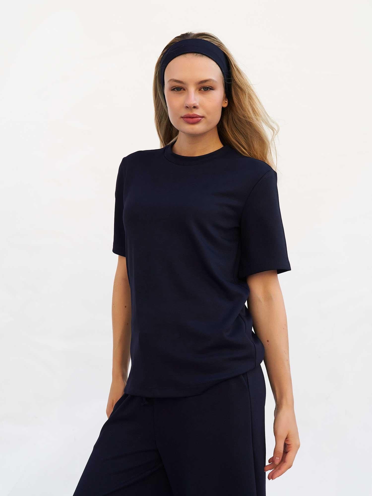 Navy Blue Crew Neck Oversized T-Shirt for Women - Lefon - by Peralane