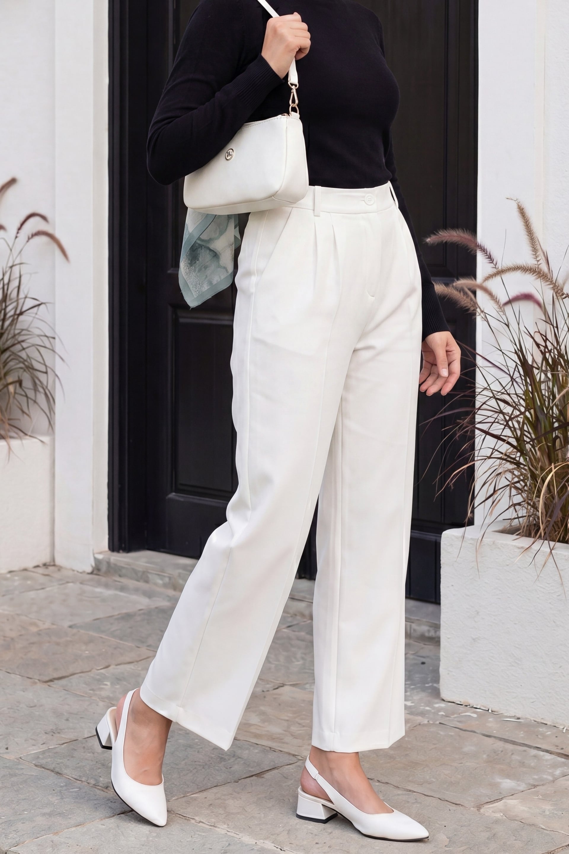 Front Pleat High Waist Wide Leg Trousers - White - Podyumplus - by Peralane