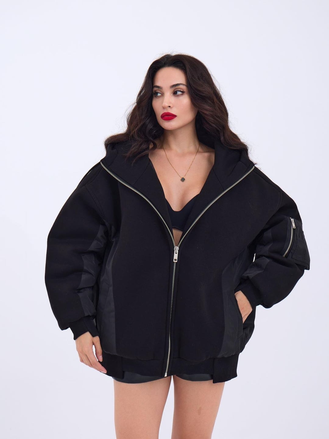 Black Zip-Front Jacket with Contrast Shoulder Panels for Women - Fame - by Peralane - photo 2