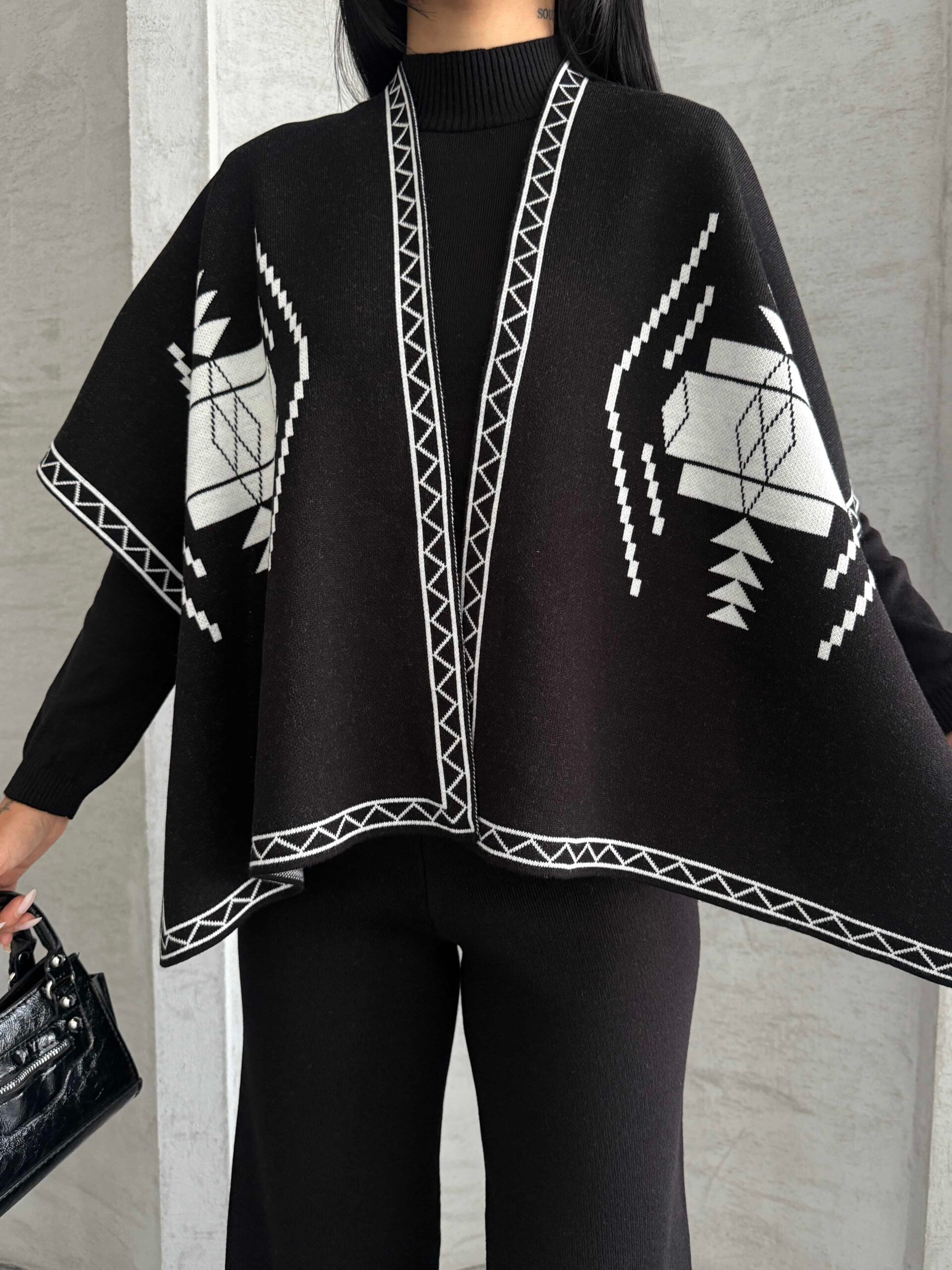 Geometric Pattern Poncho and Trousers Knit Set - My Bee - by Peralane - photo 3