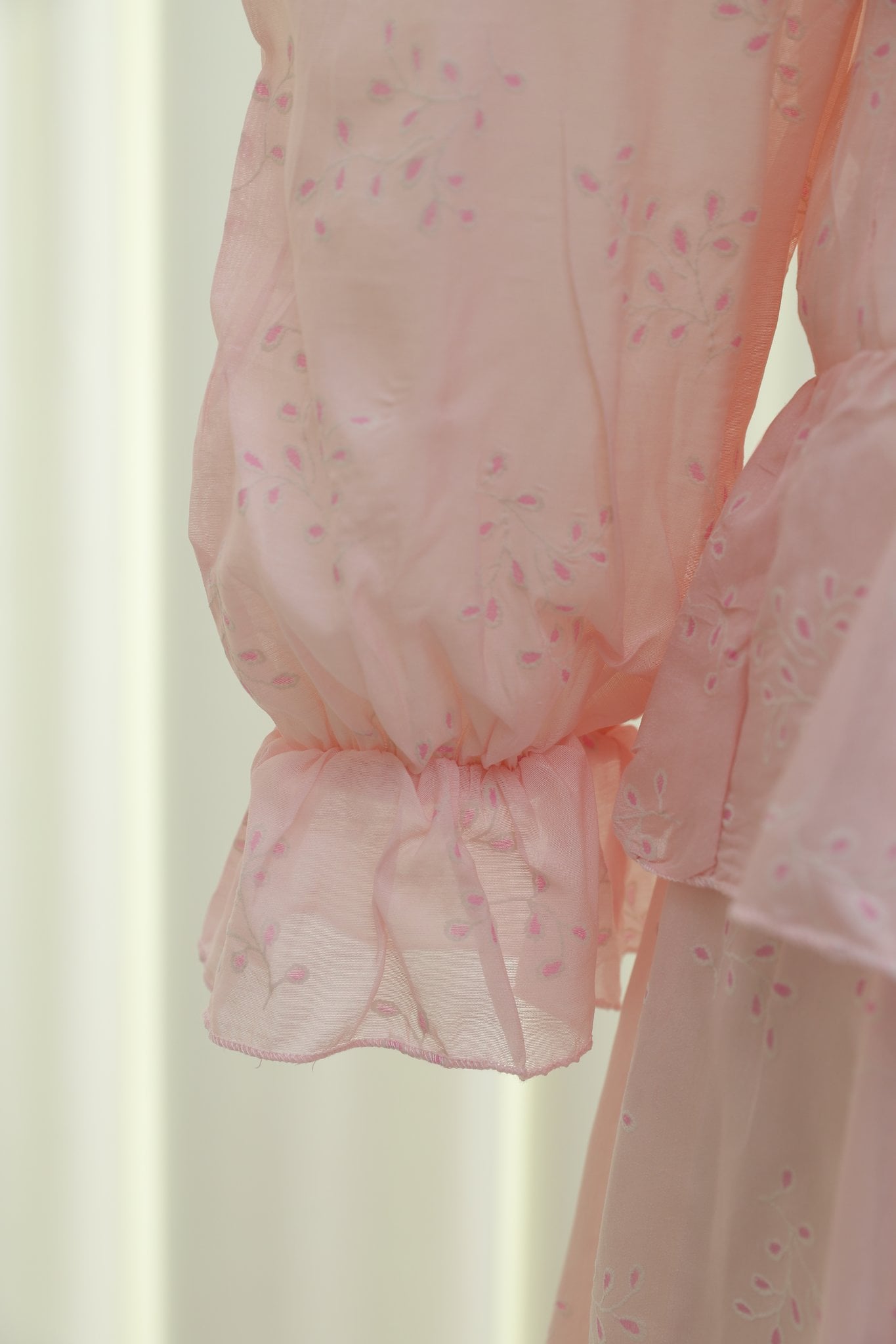 Rose Brooch Voile Set with Patterned Top and Skirt - Powder - Podyumplus - by Peralane - photo 7