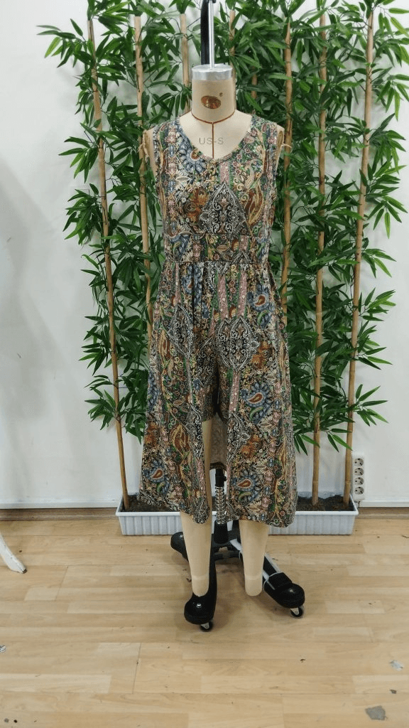 Women's Sleeveless V-Neck Printed Suprem Jumpsuit Dress - Janes - by Peralane - photo 6