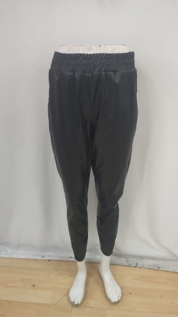 Women's High-Waist Elasticated Pockets Faux Leather Trousers - Janes - by Peralane - photo 6