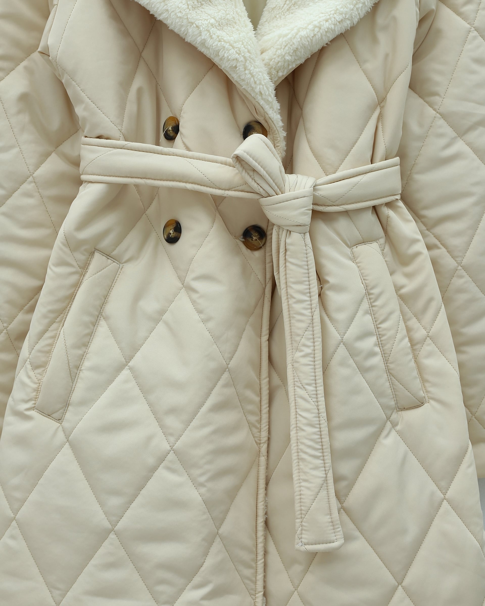 Quilted Coat with Sherpa Collar and Belt - Beige - Podyumplus - by Peralane - photo 4