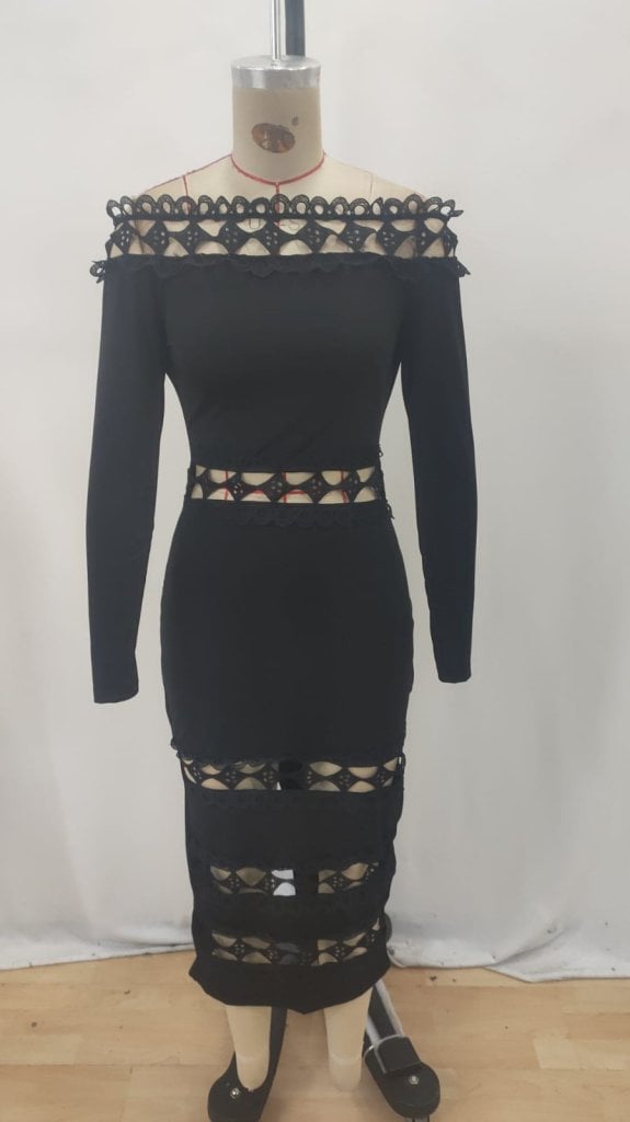 Women's Black Off-Shoulder Long-Sleeved Stretch Knit Midi Dress with Cut-Out Details - Janes - by Peralane - photo 5