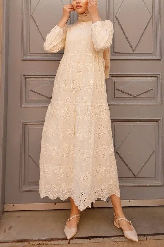 Beige Eyelet Tiered Dress with Elasticated Cuffs - Podyumplus - by Peralane - photo 3