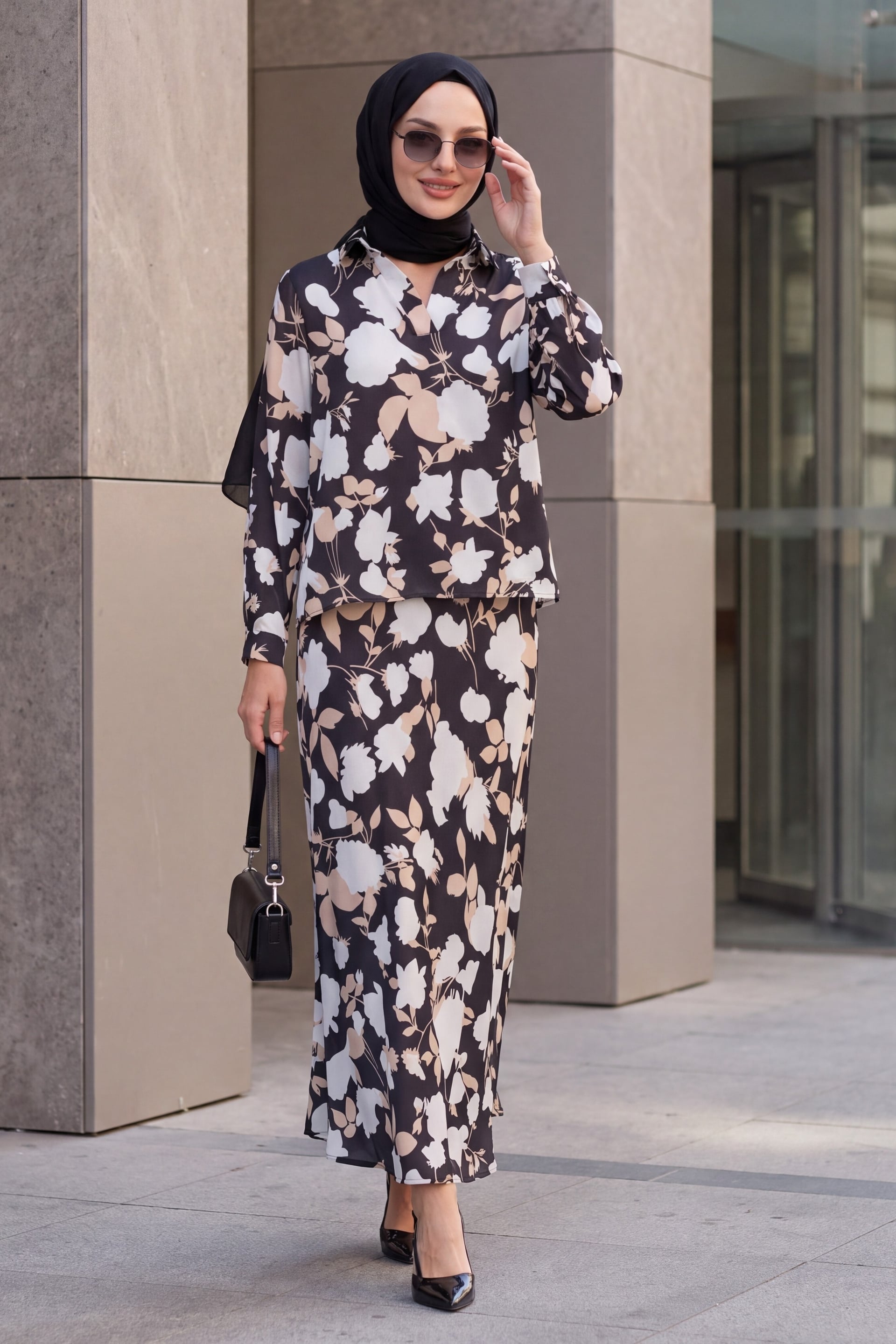 Patterned Satin Co-ord Set - Black - Bigdart - by Peralane - photo 2