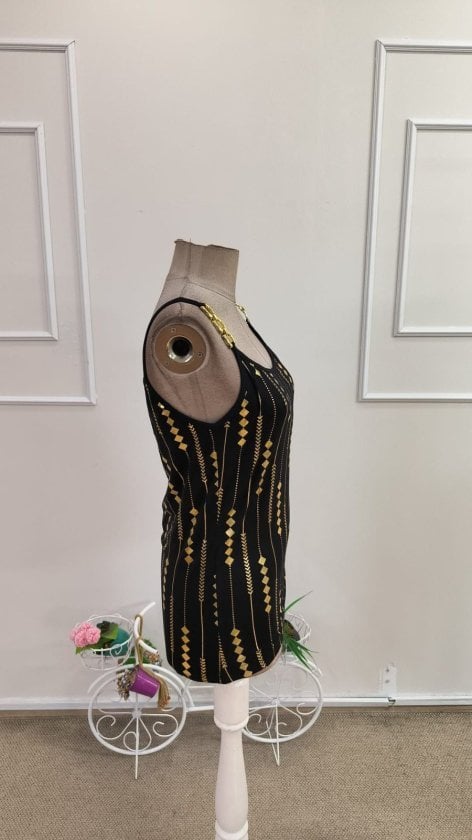 Women's Black Geometric Print Sleeveless Viscose Blouse with Gold Chain Straps - Janes - by Peralane - photo 5