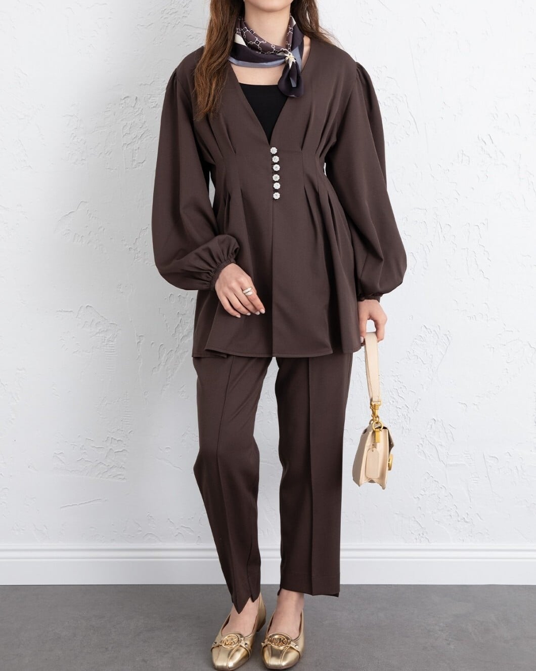 Stone Button Double Fabric Trouser Suit with Elastic Cuffs - Dark Brown - Podyumplus - by Peralane - photo 7