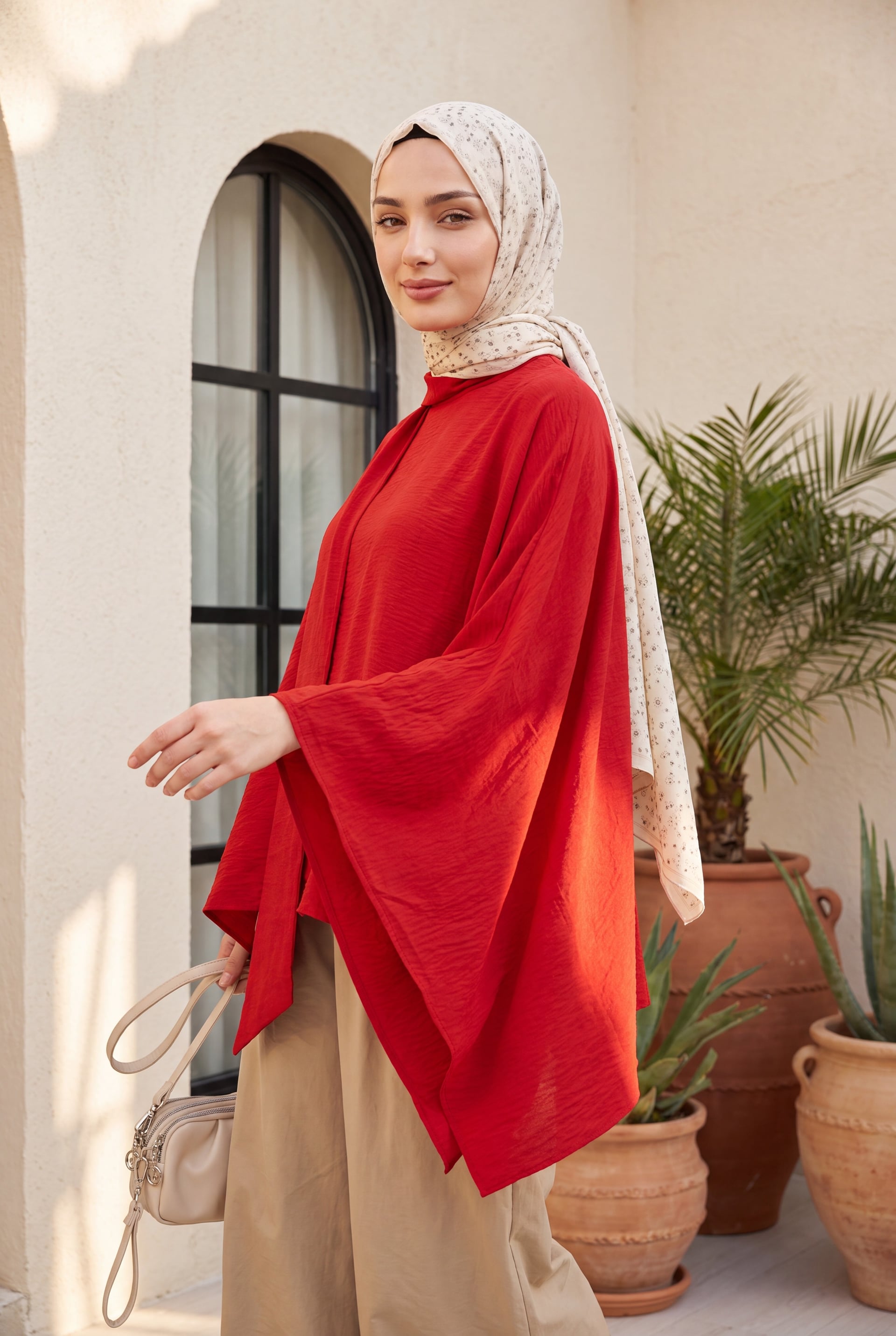 Relaxed Fit Tie-Belt Tunic with Long Back - Red - Podyumplus - by Peralane - photo 2