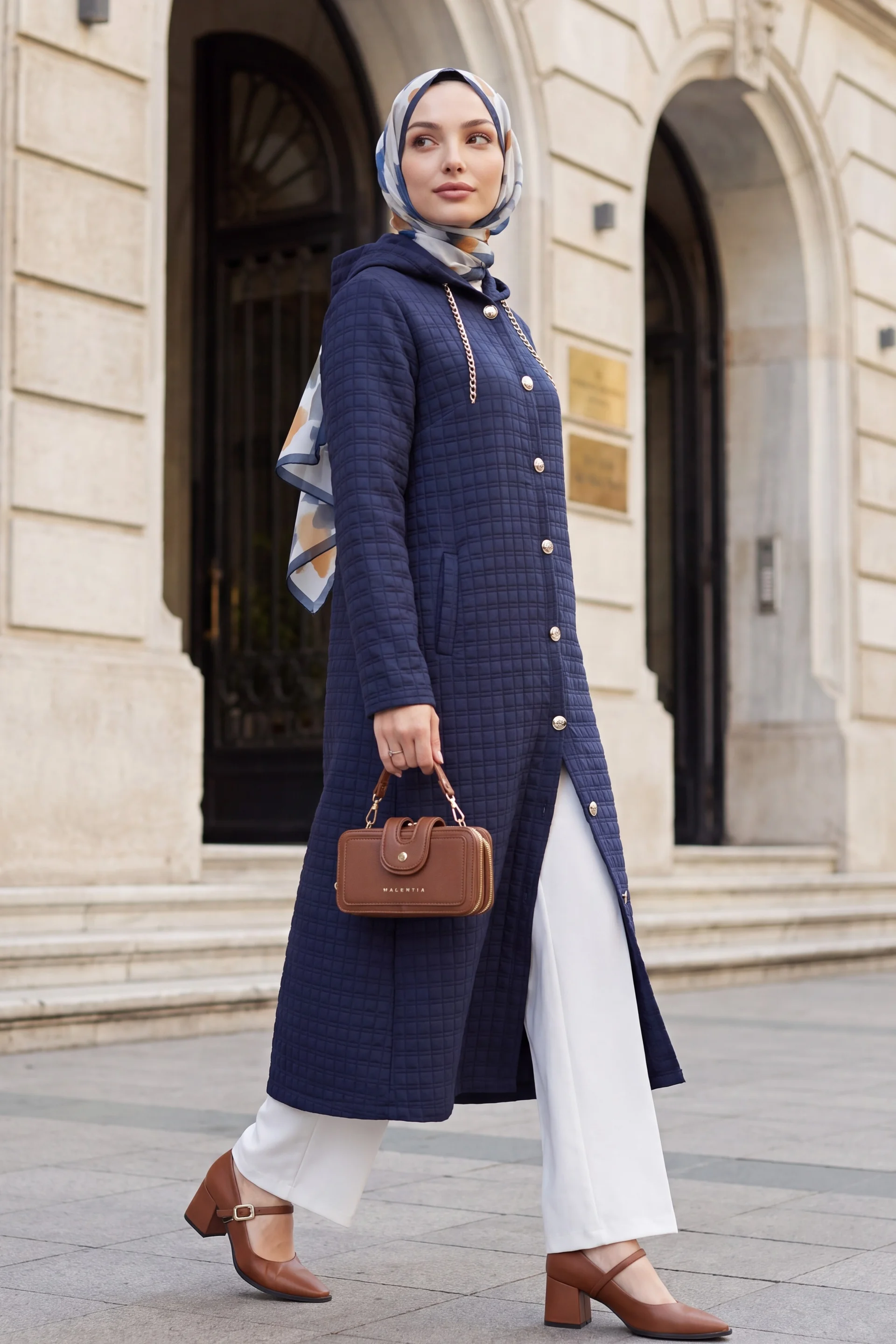 Long Quilted Coat with Chain Detail - Navy - Podyumplus - by Peralane - photo 3