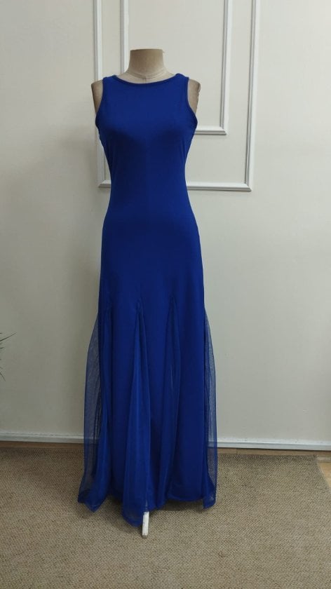 Women's Sleeveless Crew Neck Long Dress with Tulle Trim and Asymmetric Flared Hem - Janes - by Peralane - photo 6
