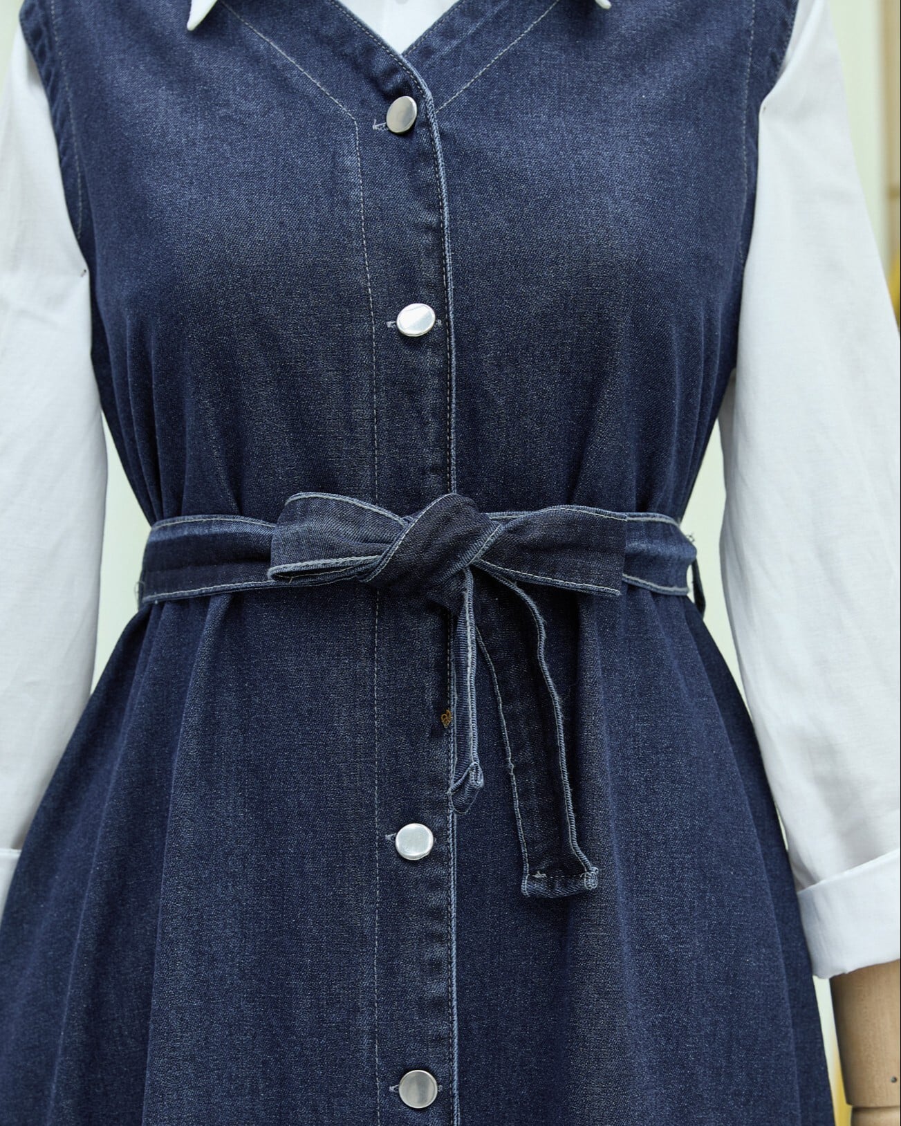 Tie Waist Button-Front Denim Jumpsuit - Dark Navy - Podyumplus - by Peralane - photo 4