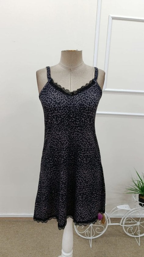 Women's Sleeveless V-Neck Lace Trim Leopard Print Slip Dress - Janes - by Peralane - photo 6