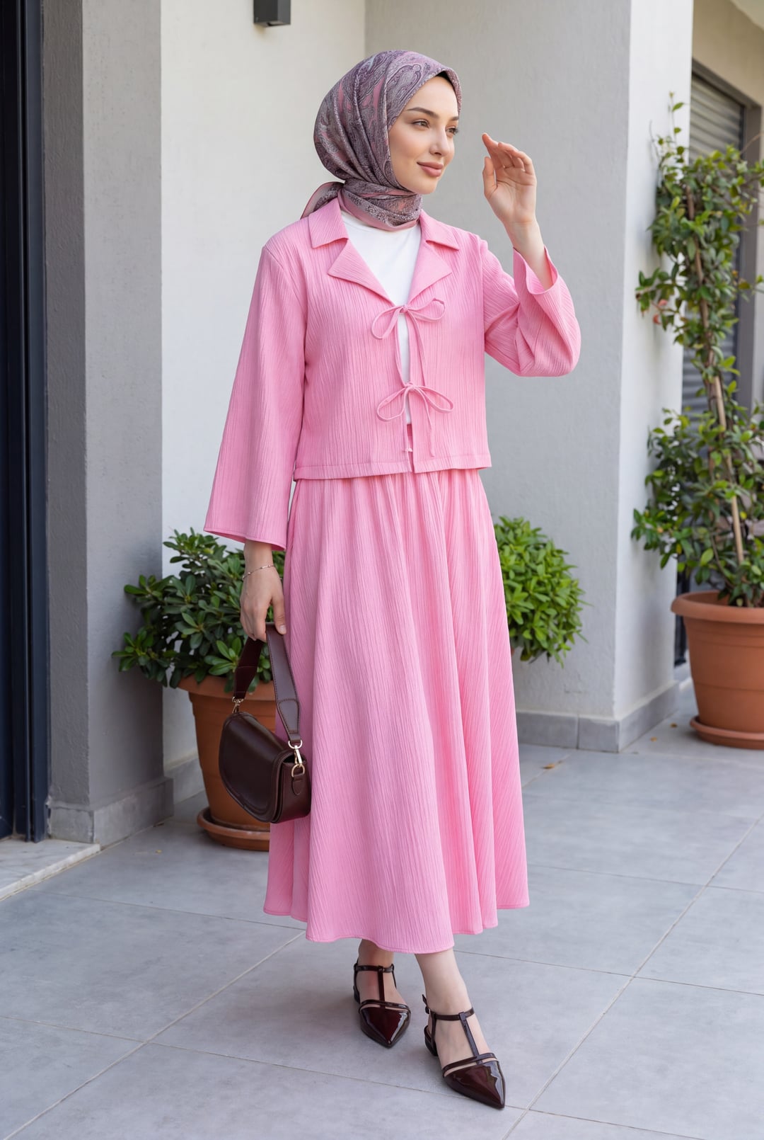 Front-Tied Crinkle Skirt Set - Pink - Podyumplus - by Peralane - photo 3