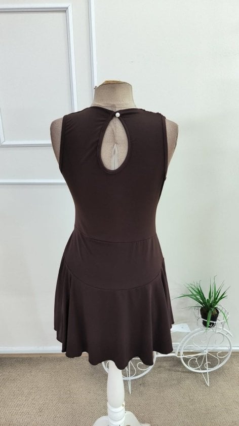 Women's Sleeveless Mock Neck Short Sandy Dress - Janes - by Peralane - photo 5