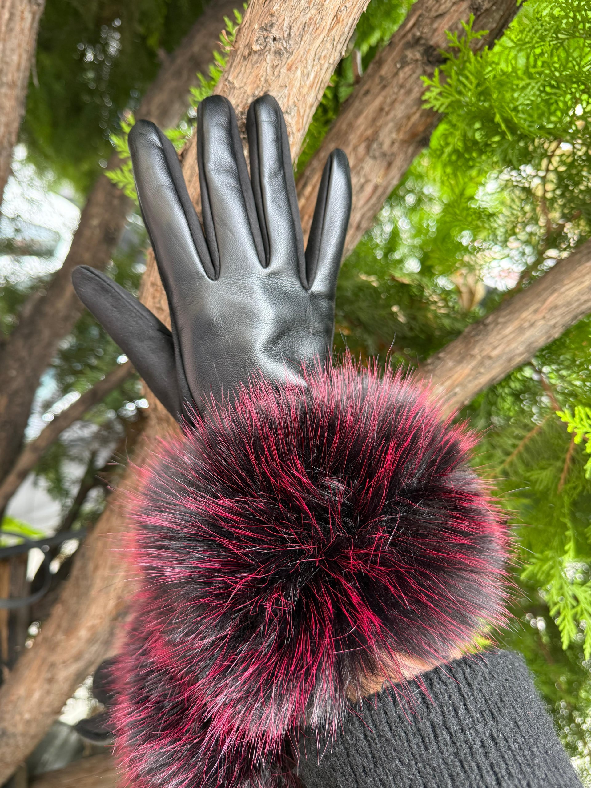 Bordeaux Leather Gloves with Faux Fur Trim - Nesvay - by Peralane - photo 3