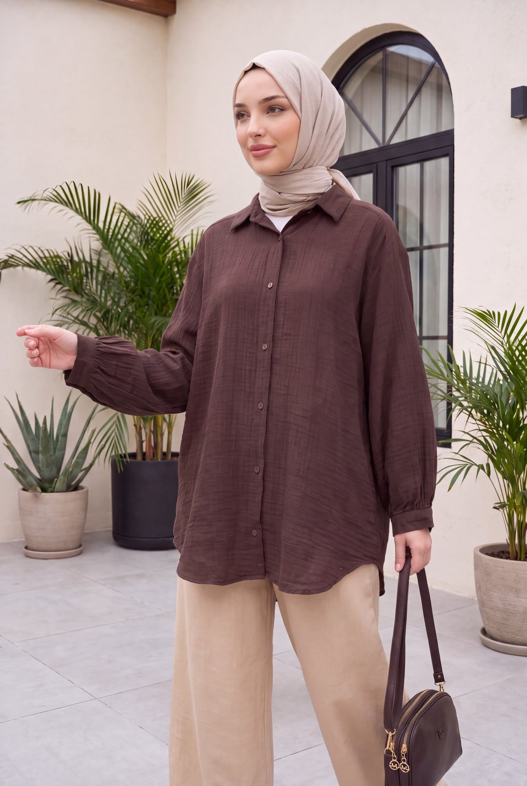 Oval Cut Buttoned Muslin Blouse - Dark Brown - Podyumplus - by Peralane
