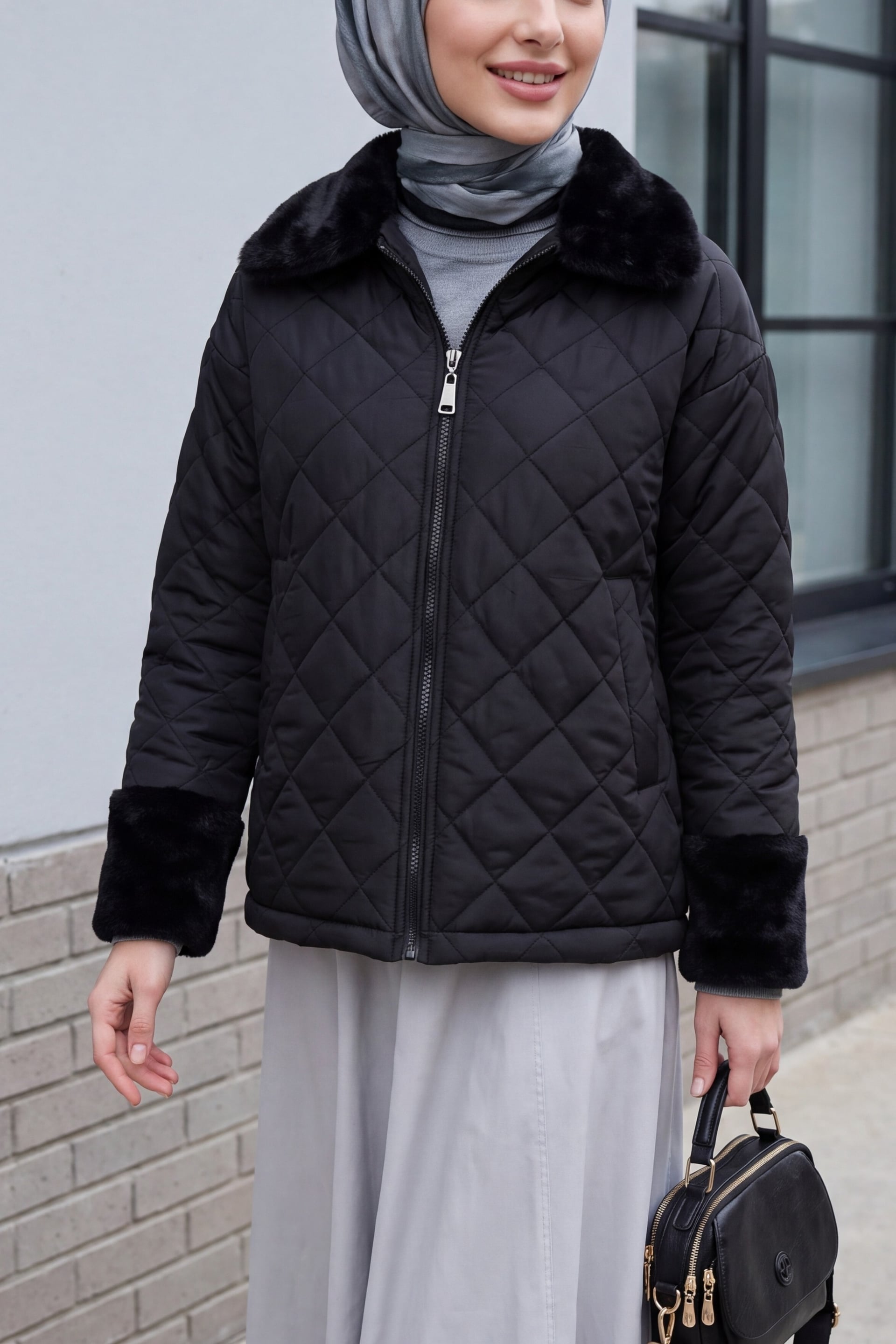 Black Quilted Jacket with Faux Fur Trim - Bigdart - by Peralane - photo 2