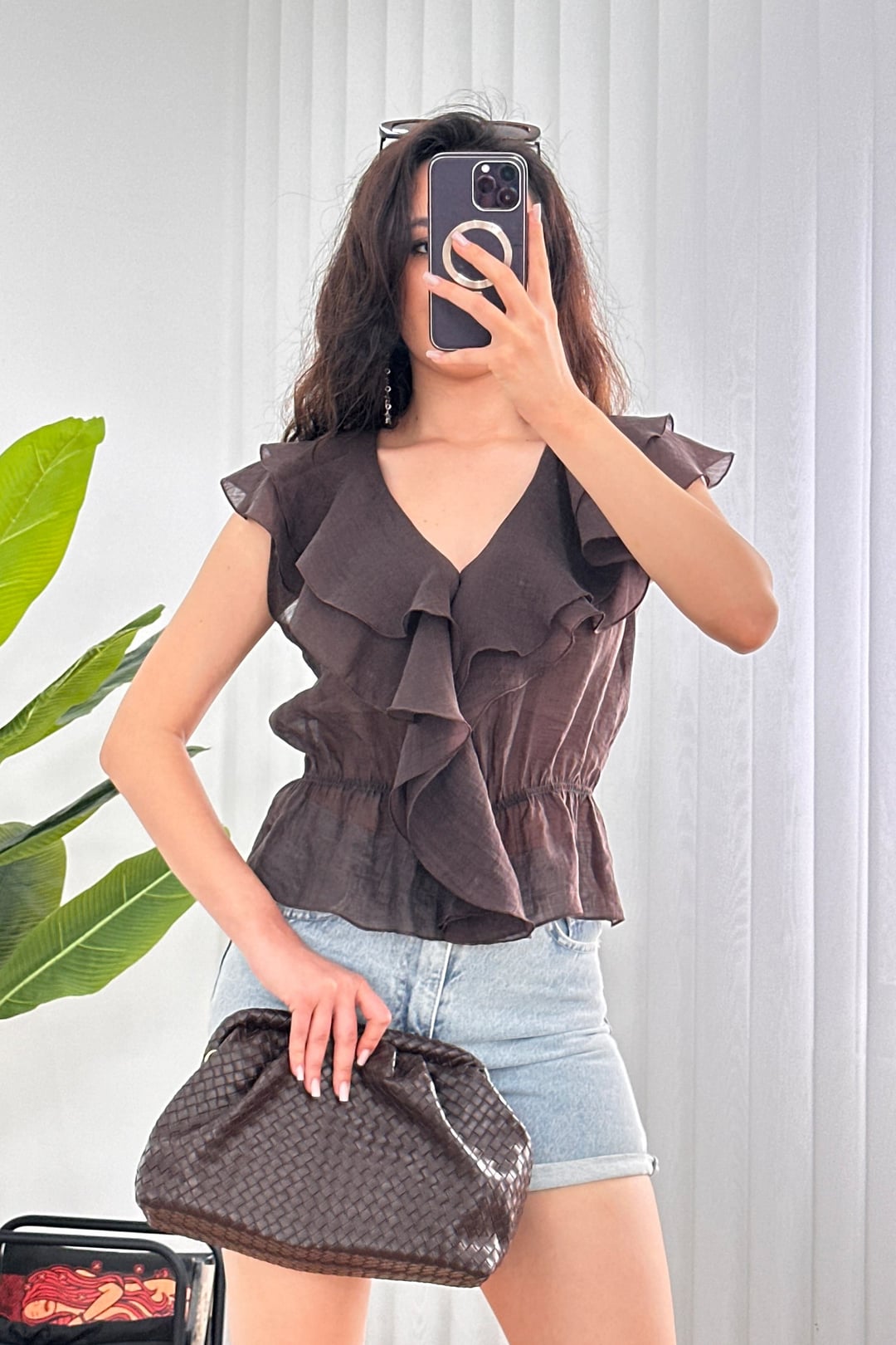 Cascading Ruffle V-Neck Brown Blouse with Tie Front - Lustri̇n - by Peralane - photo 3