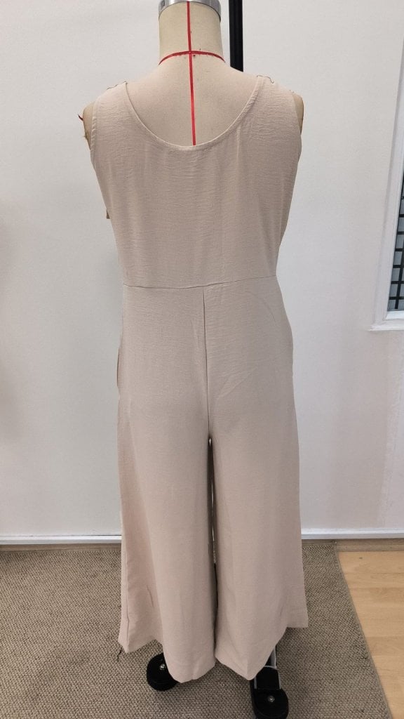 Women's Beige Linen Jumpsuit with Tie Shoulder Straps and Button Front - Janes - by Peralane - photo 5
