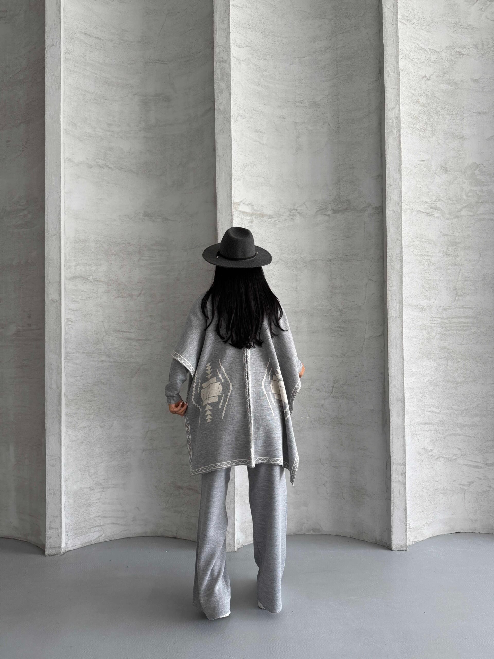 Women's 3-Piece Knit Set with Turtleneck, Poncho Cardigan, and Wide-Leg Trousers - My Bee - by Peralane - photo 4