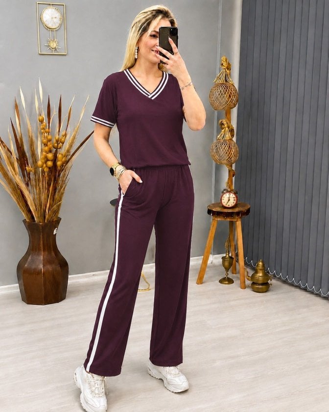 Women's V-Neck Short Sleeve Jersey T-Shirt and Trousers Loungewear Set - Janes - by Peralane