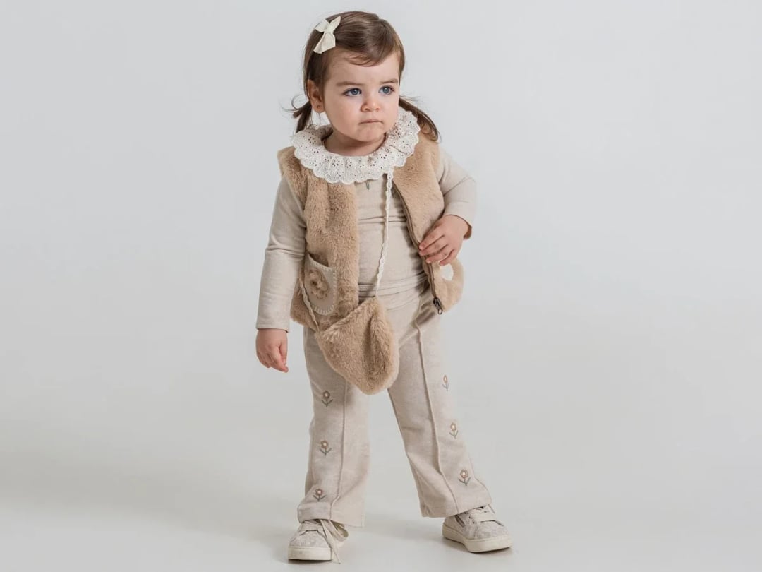 Girls' 4-Piece Beige Set with Lace Collar, Faux Fur Vest, Trousers and Mini Bag - Pampal Kids - by Peralane