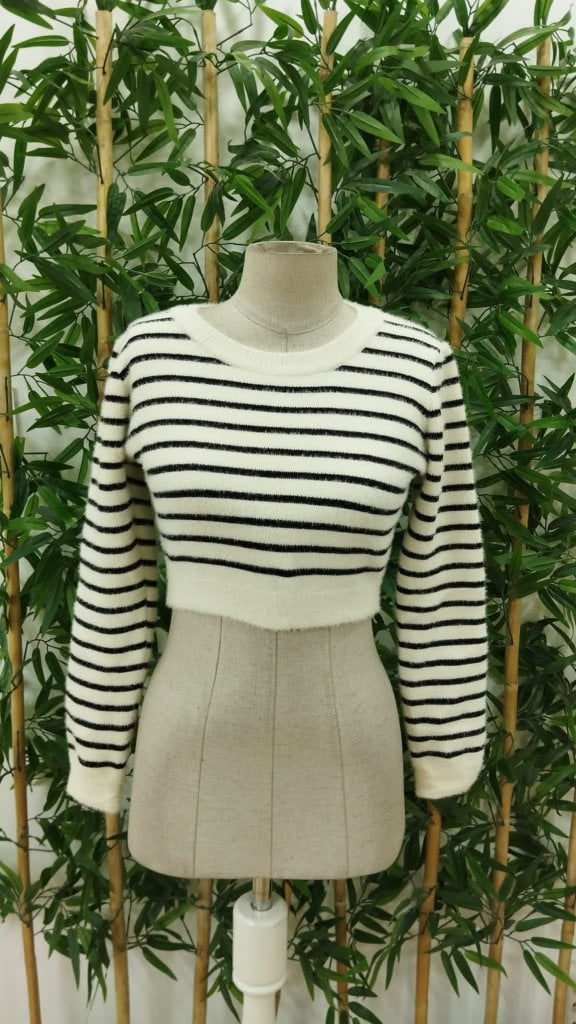 Women's Long Sleeve Crew Neck Crop Knit Sweater, Black and White Stripes - Janes - by Peralane - photo 6