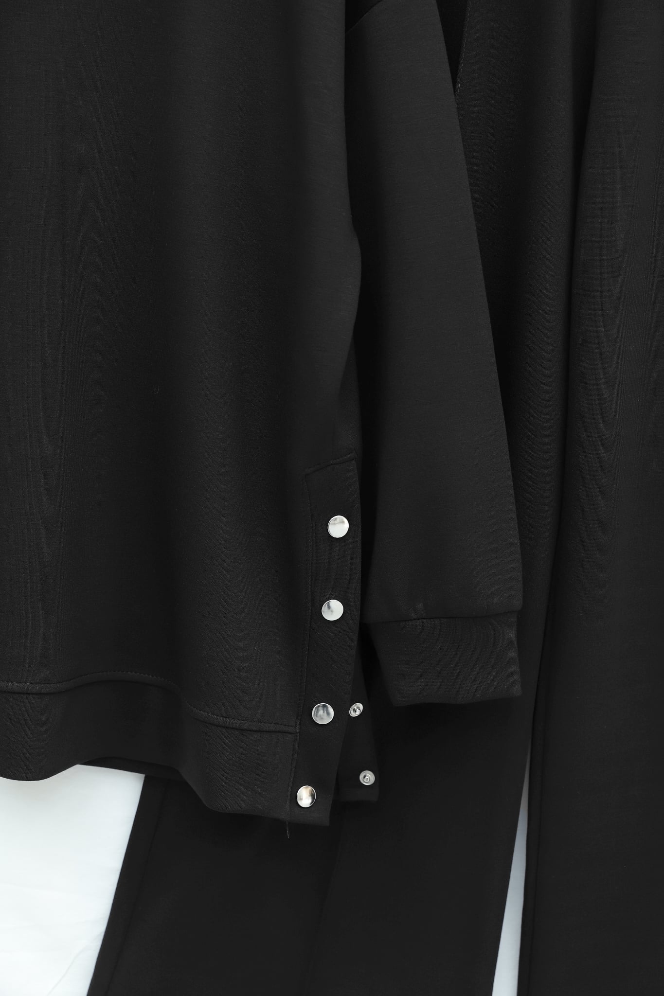 Women's Black Snap-Side Trousers Sweatshirt Set with Decorative Seams - Podyumplus - by Peralane - photo 8