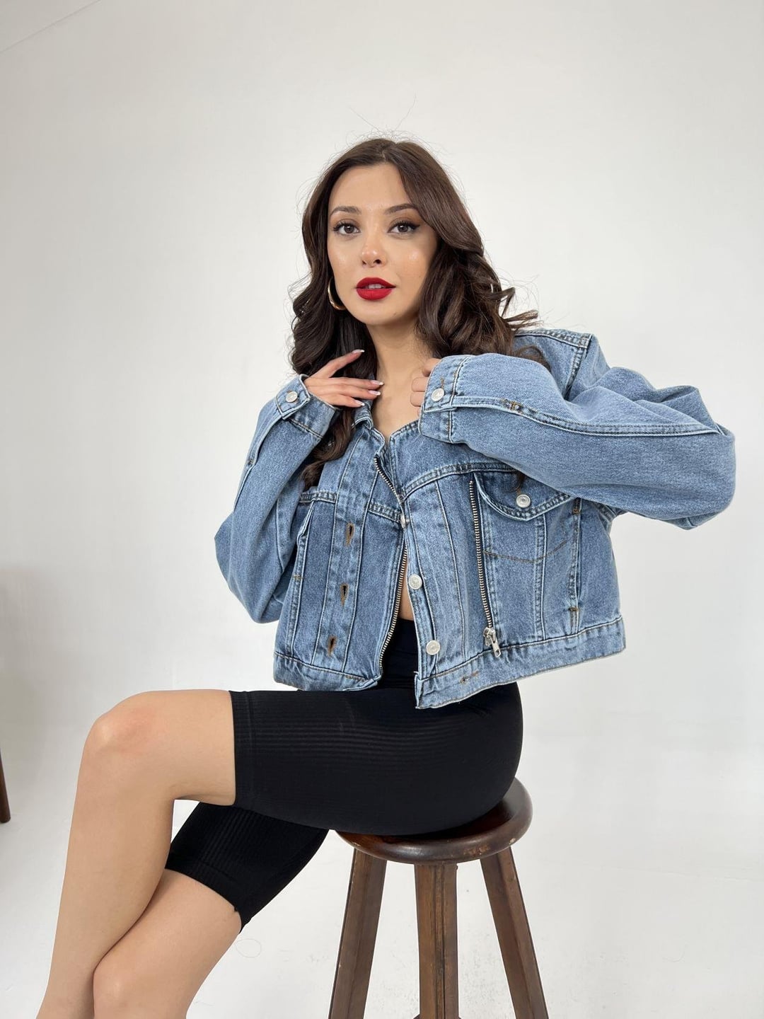 Women's Blue Denim Jacket with Zip Front - Fame - by Peralane - photo 3