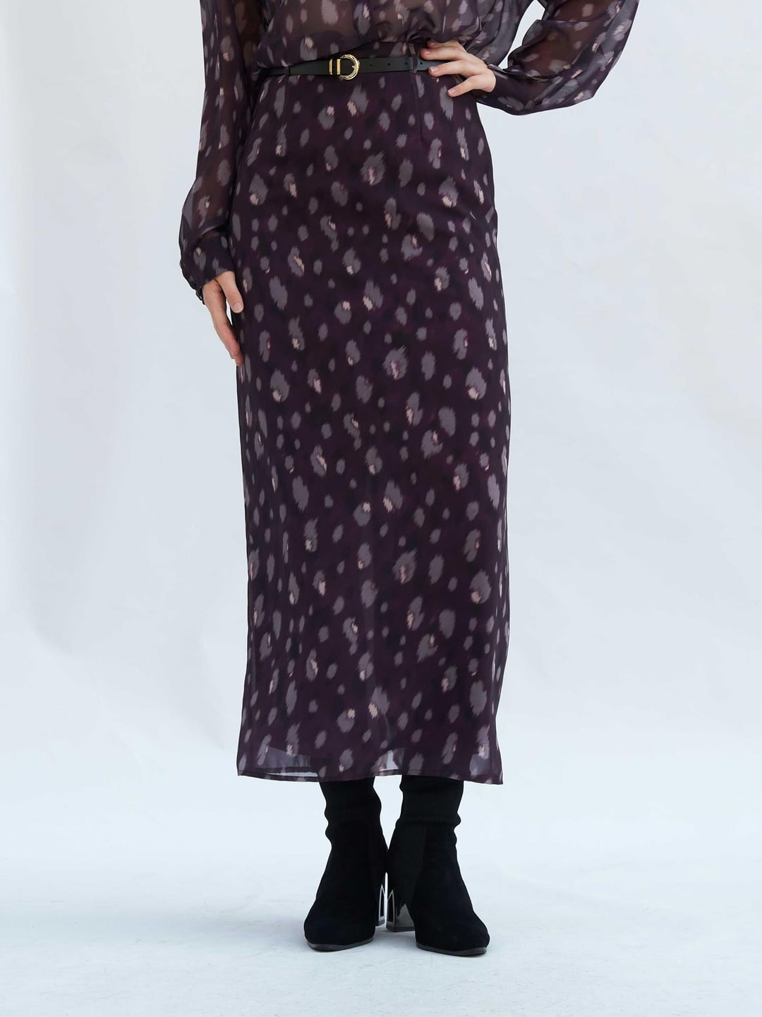 Patterned Maxi Skirt in Dark Purple - Lefon - by Peralane - photo 10