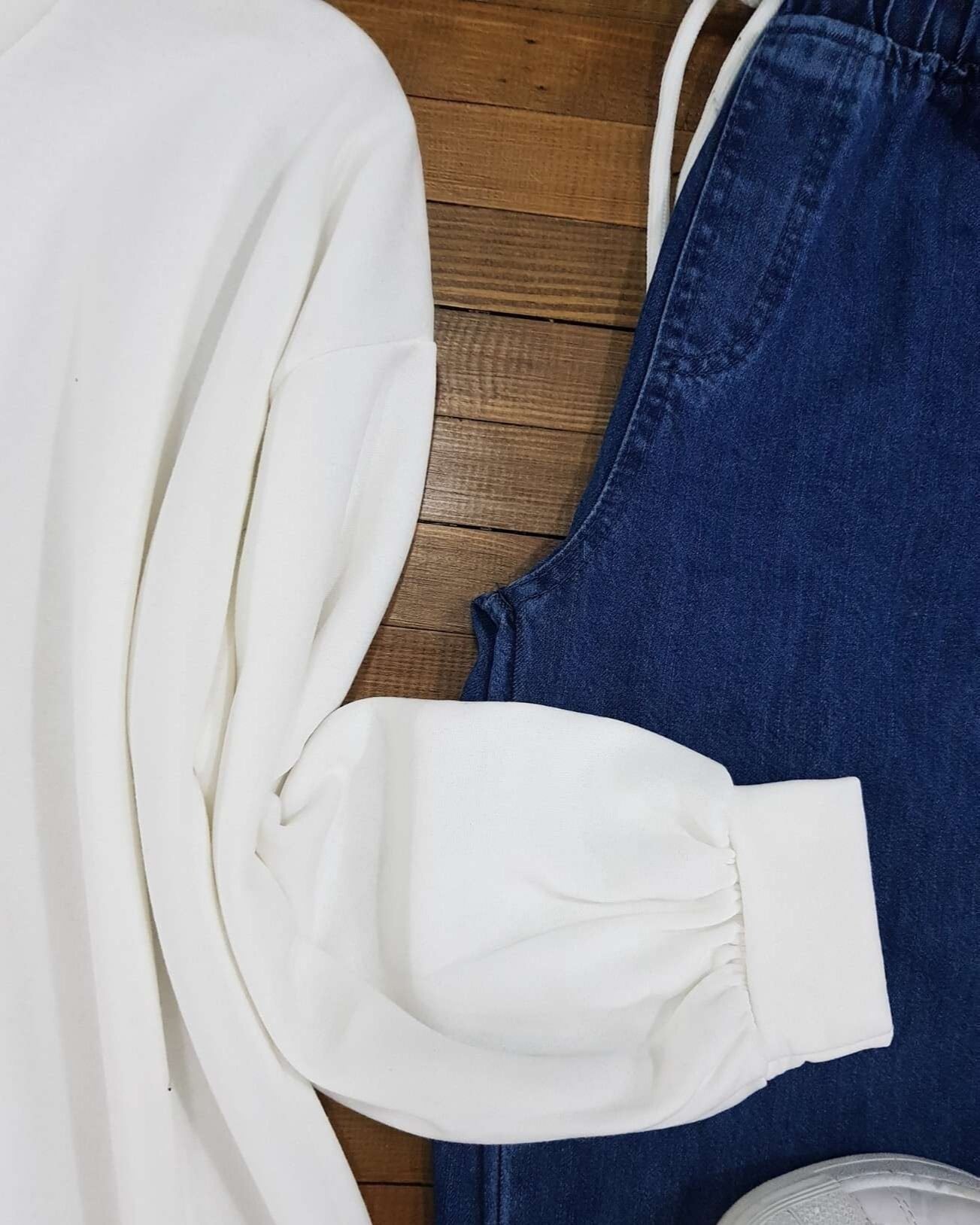 White High-Neck Balloon Sleeve Fleece-Lined Sweater Tunic - Podyumplus - by Peralane - photo 5